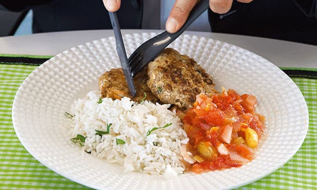 Hambúrgueres gourmet com legumes