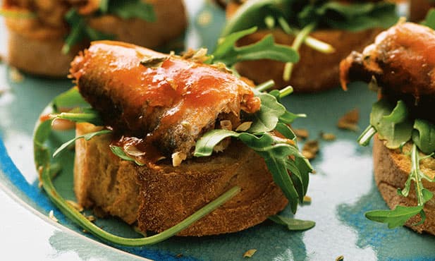 Bruschettas de sardinhas