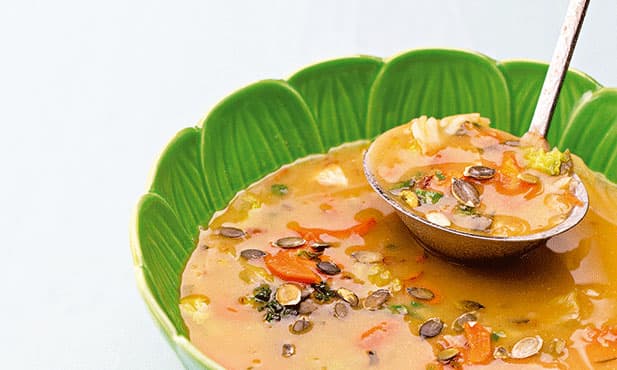 Sopa de lentilhas vermelhas