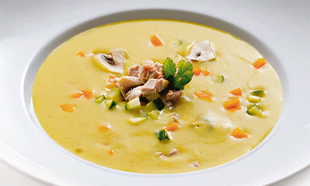 Creme de aves com caril