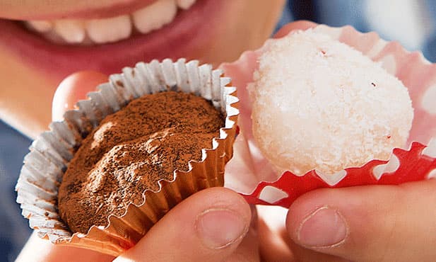 Bombons de chocolate e leite...