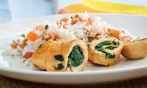 Frango enrolado com espinafres
