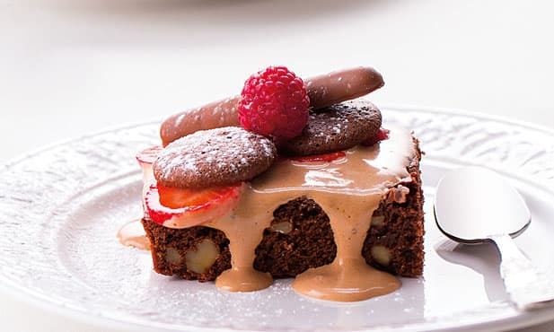 Brownies de chocolate com morango e...