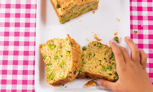 Bolo de ervilhas e queijo