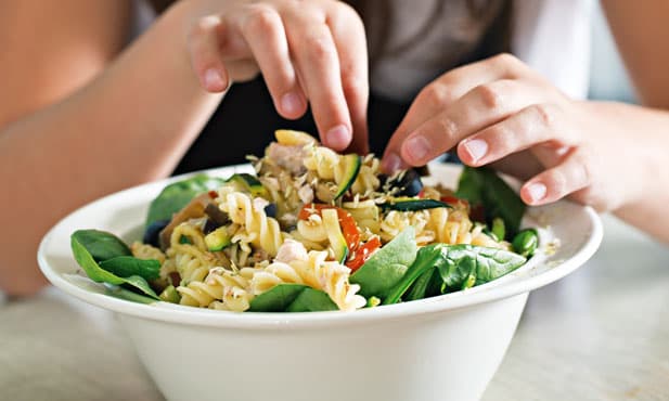 Salada de atum com massa
