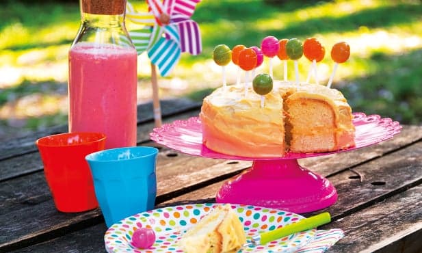 Bolo de aniversário com chocolate