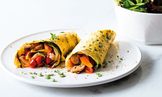 Crepe de ovo com legumes
