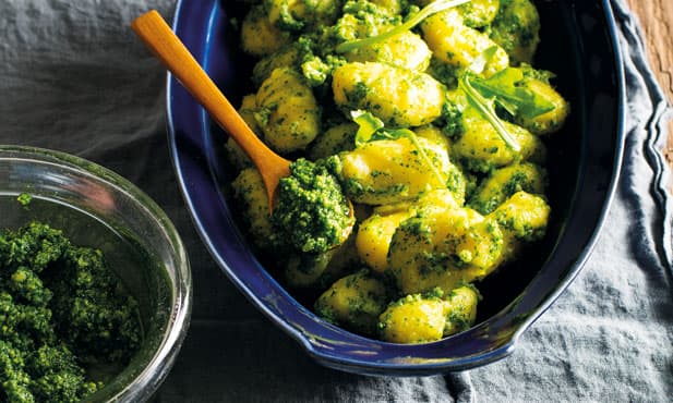 Gnocchi de batata-doce com pesto de...