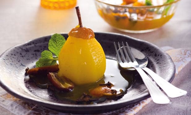 Pêra em calda de laranja