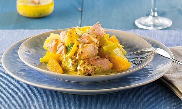 Salada de salmão com funcho e laranja