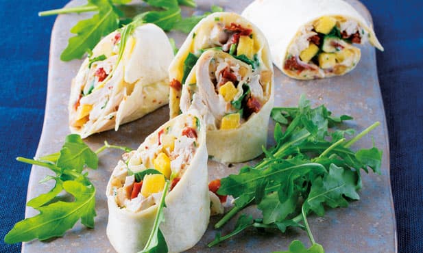 Wrap de frango assado com abacaxi e...