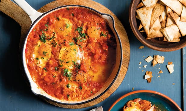 Tomatada com ovos escalfados e...