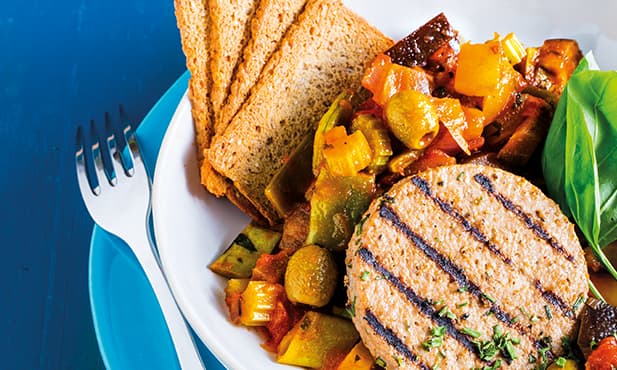 Ratatouille com hambúrguer de soja