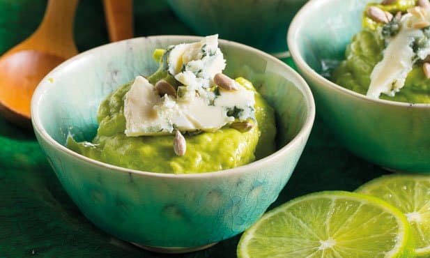 Mousse de abacate com Roquefort