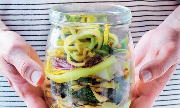 Salada de legumes grelhados