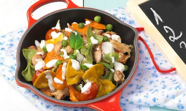Massas tricolores com frango