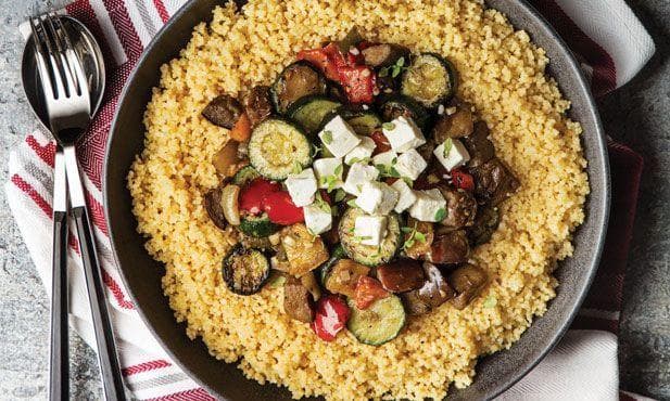 Cuscuz com legumes grelhados