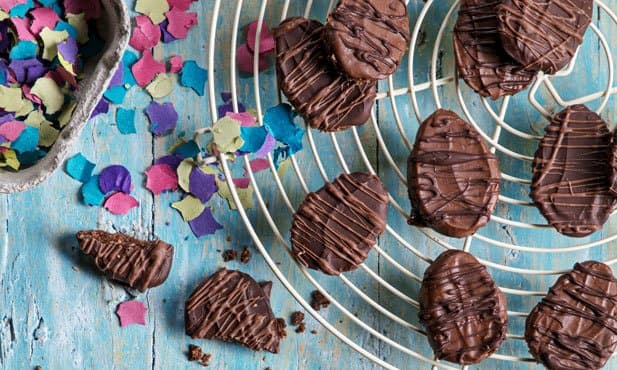 Ovos de chocolate com manteiga de...