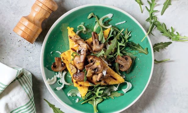 Polenta grelhada com cogumelos