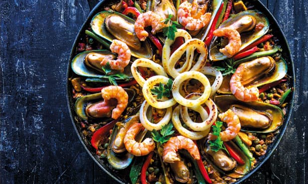 Paella surf & turf