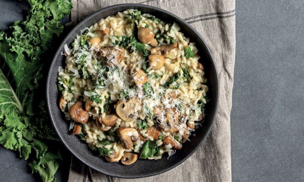 Risotto de cogumelos e couve kale