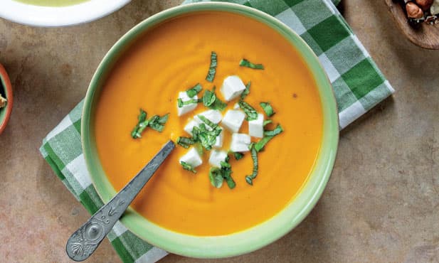 Sopa de grão com pimento vermelho