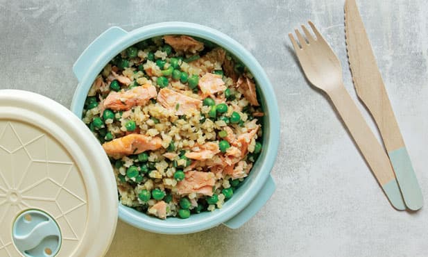 Arroz de couve-flor com salmão