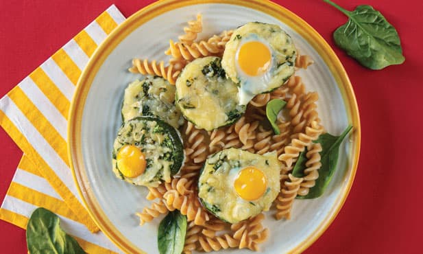 Mini-pizzas de courgette e ovo