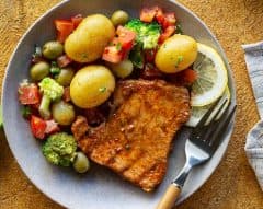 Massa com atum fresco e amêndoas